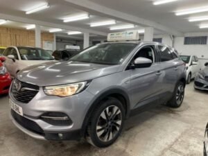 VAUXHALL GRANDLAND X 1.2 Turbo Sport Nav 5dr