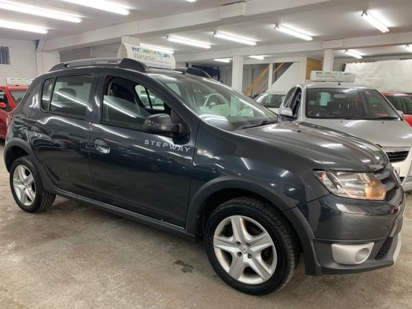 
								DACIA SANDERO STEPWAY 1.5 dCi Ambiance 5dr (2016) full									