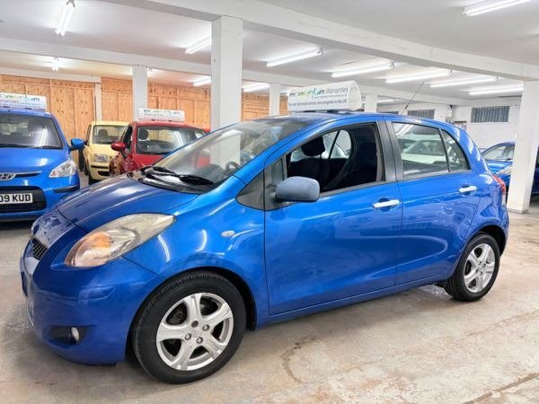 
								Toyota Yaris 1.33 VVT-i TR 5dr [6] full									