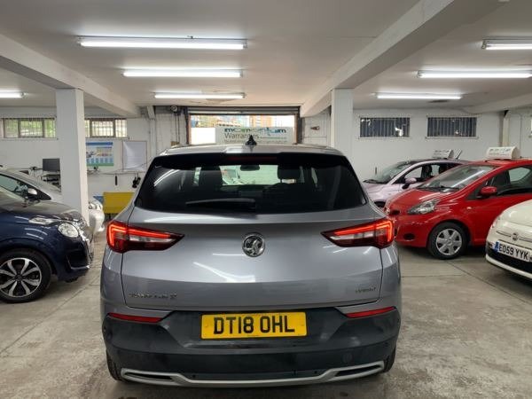 
								VAUXHALL GRANDLAND X 1.2 Turbo Sport Nav 5dr full									