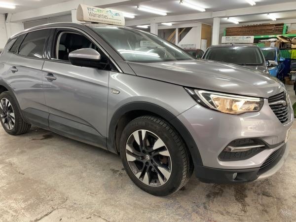 
								VAUXHALL GRANDLAND X 1.2 Turbo Sport Nav 5dr full									