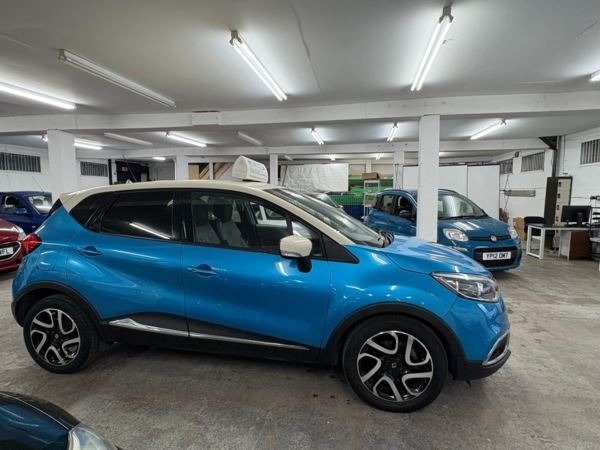 
								RENAULT CAPTUR 1.5 dCi 90 Dynamique S MediaNav 5dr EDC (2014) full									